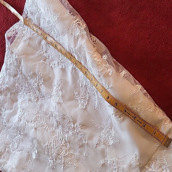 Jaeden Wedding Dress short - Picture 14 of 16